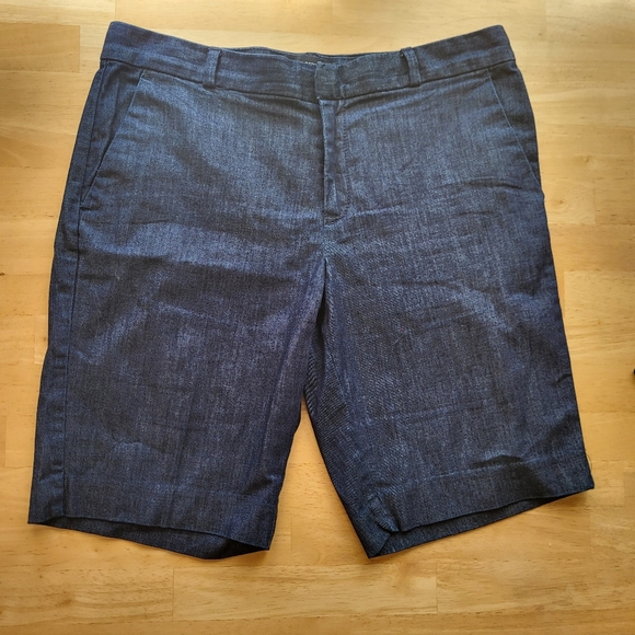 Banana Republic Pants - Banana Republic Women's Dark Chambray Flat Front Bermuda Shorts Size 28/6